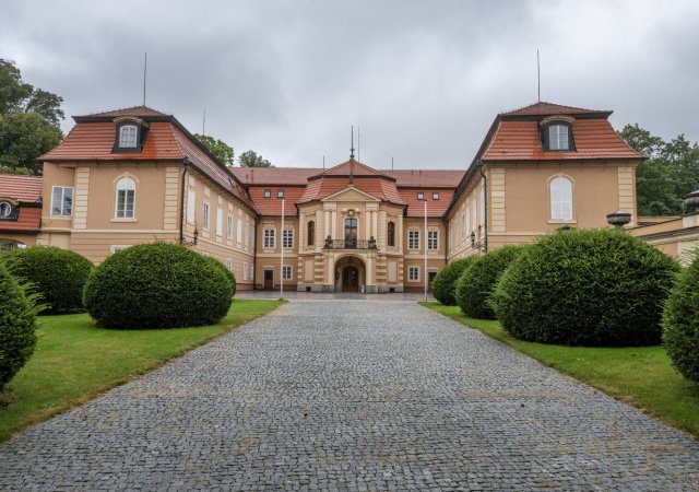 Středočeský zámek Štiřín se nepodařilo prodat ani na desátý pokus