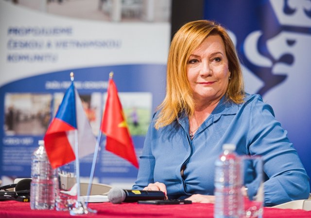 Alena Schillerová