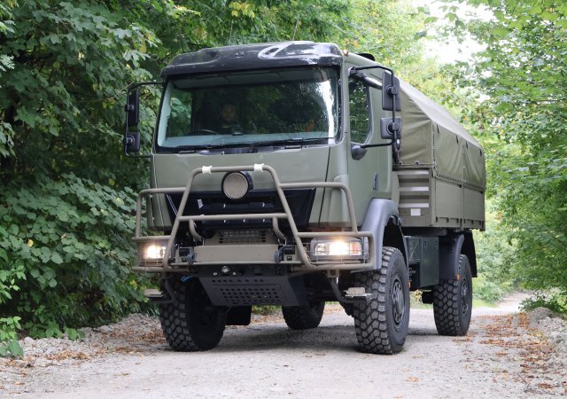Tatra T-810 M