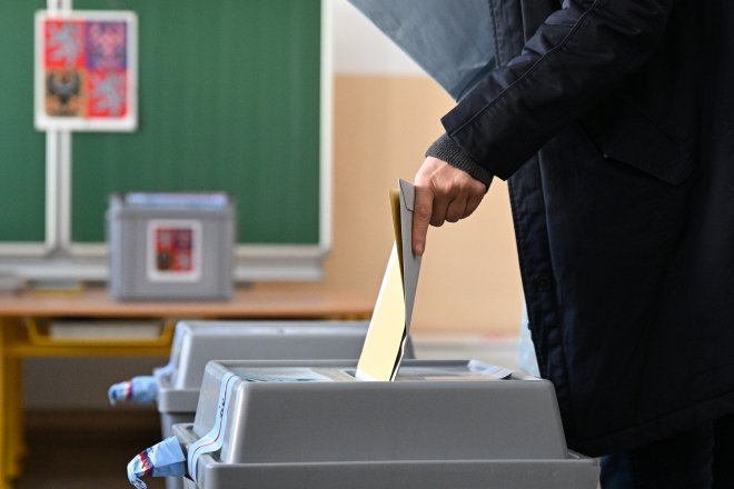 Dalibor Martínek: Dravec Babiš proti hrdinovi Pavlovi. Najde se ještě něco ve složkách?