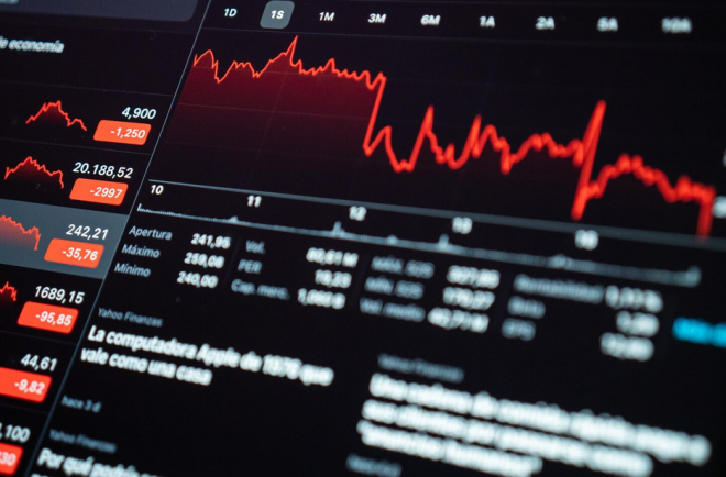 Válka v Íránu zasahuje světovou ekonomiku