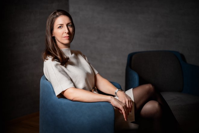 Martina Bimanová působí ve skupině CWS International od roku 2016, od roku 2024 pak zastává funkci jednatelky CWS Workwear pro český a slovenský trh.