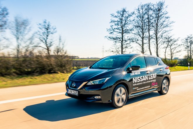 Nissan investuje do výroby elektromobilů v Británii 1,12 miliardy liber