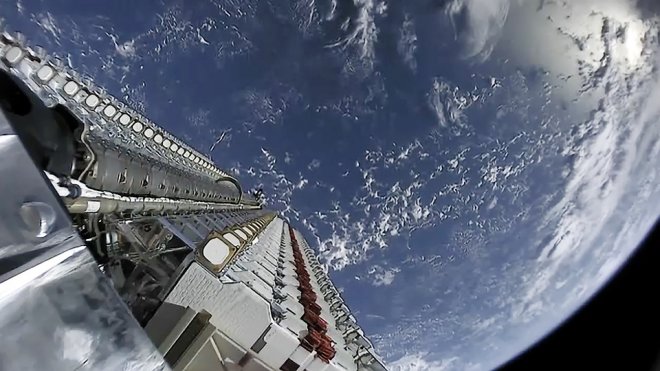 Satelitní síť StarLink společnosti SpaceX Elona Muska