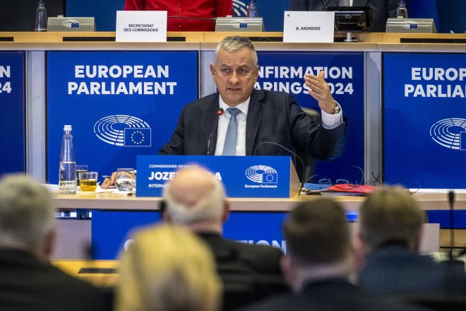 Ekonomický diář Pavla Párala: Síkelův strategický nákup Net4Gas se ocitl v rukou policie. Zaváněl ale od začátku