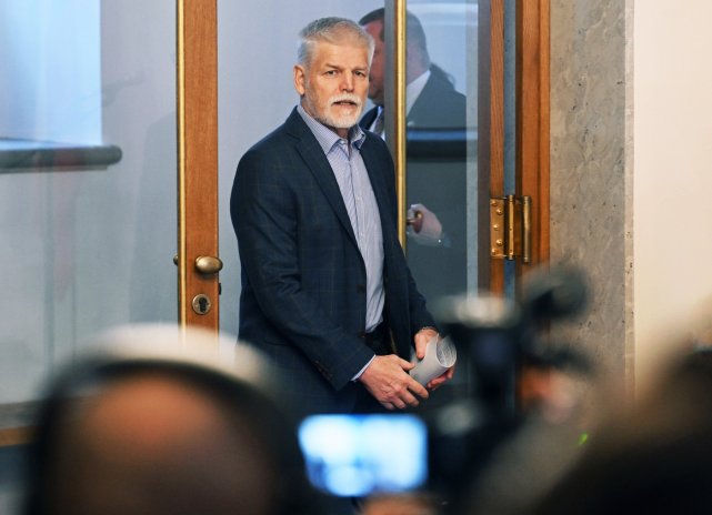 Dopis čtenáře: Prezident je oslabený král. Měl by mít větší moc