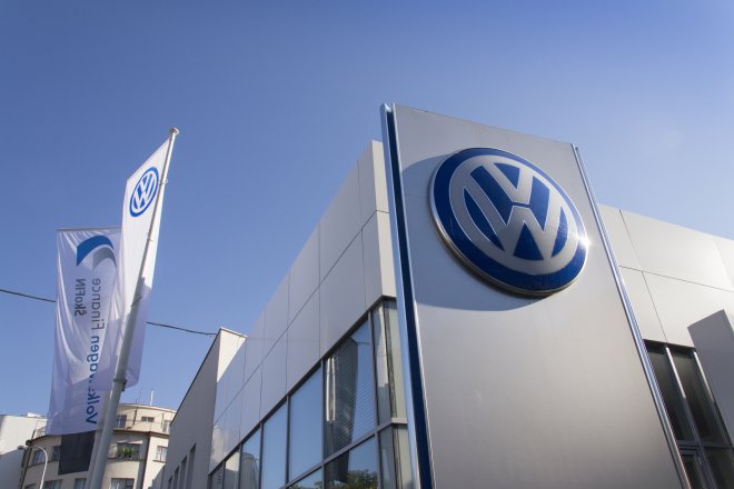 Současné kritické potíže Volkswagenu, největší evropské automobilky, jsou jen špičkou ledovce.