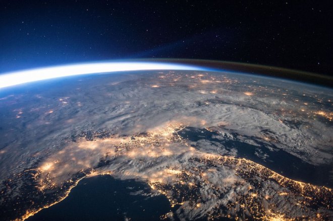 Pohled na Zemi z oběžné dráhy z Mezinárodní kosmické stanice.