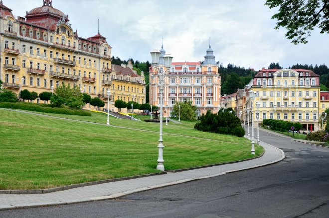 Mariánské lázně jsou oblíbenou dovolenkovou destinací Čechů.