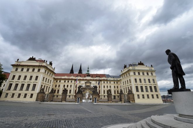 Jana Havligerová: Prezidentský pátek třináctého aneb Nejslabší, máte padáka!