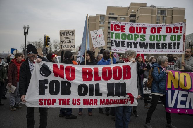 Ropa padá pod 100 dolarů. Trh vyhlíží ukončení války v Zálivu