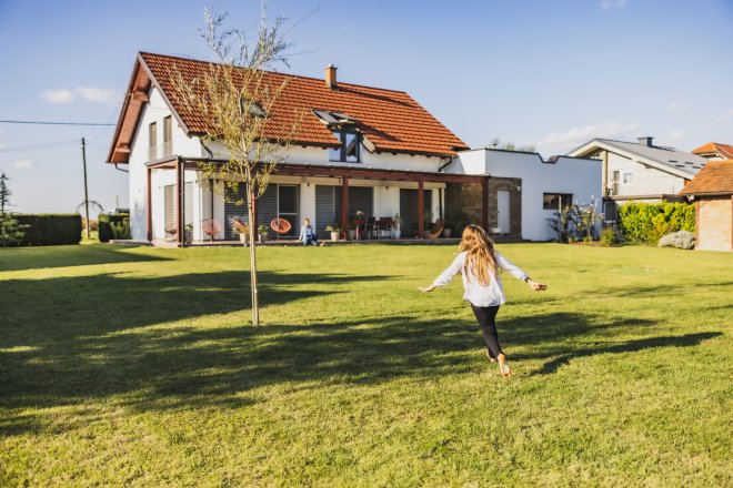 Češi dál věří investicím do nemovitostí