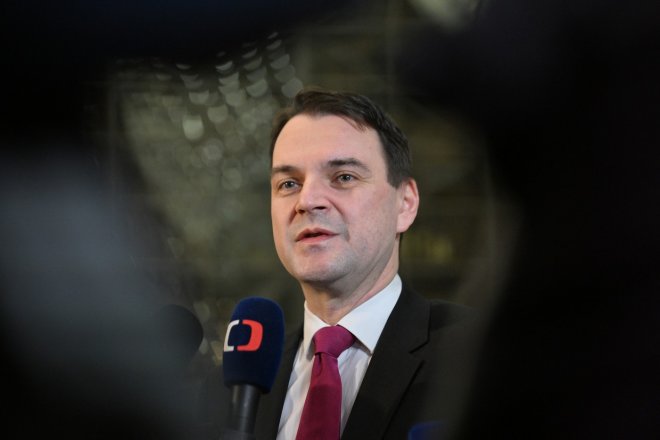 Macinkovo řešení sporů s prezidentem? Budeme ignorovat jeho kancelář, hlásá