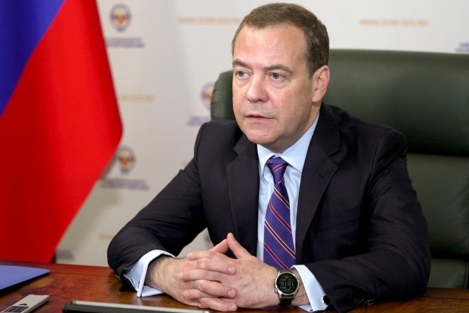 Rusko musí posunout hranice, třeba až k Polsku, prohlásil k ročnímu výročí invaze exprezident Medveděv