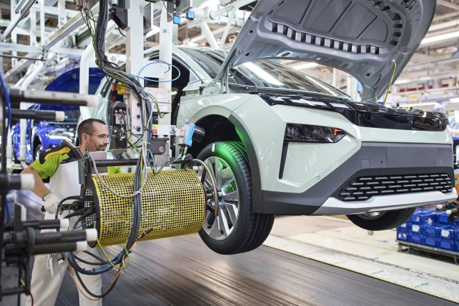 Ropná krize zvyšuje zájem o alternativní pohony, trhu dál vládne Škoda