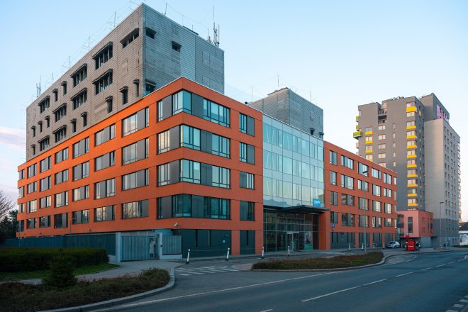 Technologická a realitní společnost TTC koupila od České spořitelny kancelář na Praze 4