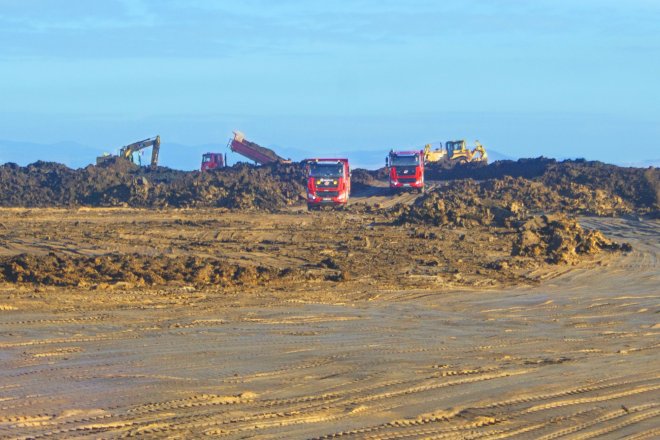 Mezinárodní generální dodavatel Harden Construction zahájil první projekt v Česku. V průmyslové zóně na Mostecku staví halu na míru konkrétnímu nájemci.