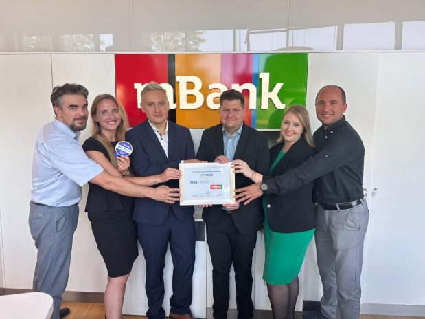 Olomoucká pobočka mBank vsadila na neotřelý vibe. A vyplatilo se