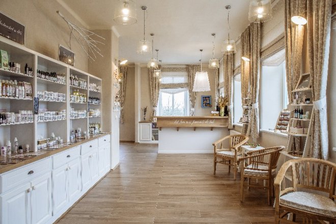 Návštěvnické centrum výrobce přírodní kosmetiky Nobilis Tilia ve Vlčí Hoře si odnáší první místo v červencovém kole soutěže Visa Czech Top Shop.