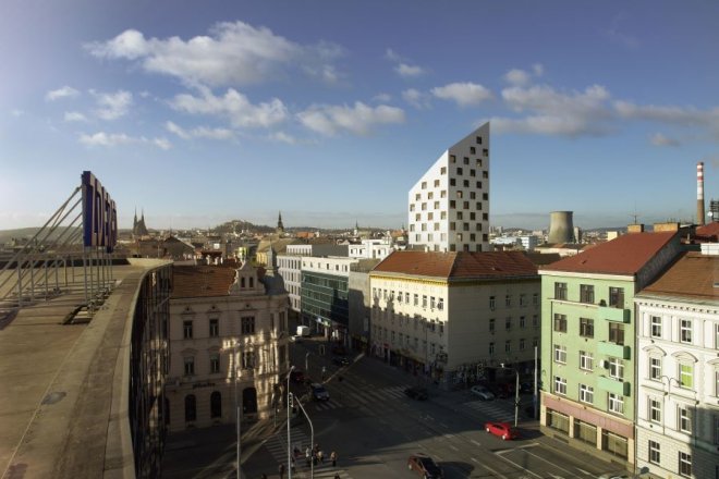 Brno má svůj „Shard“. Mrakodrap už nabírá výšku