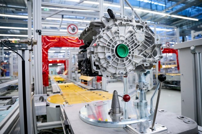 Výroba elektrického pohonu pro modely BMW iX a BMW i4.