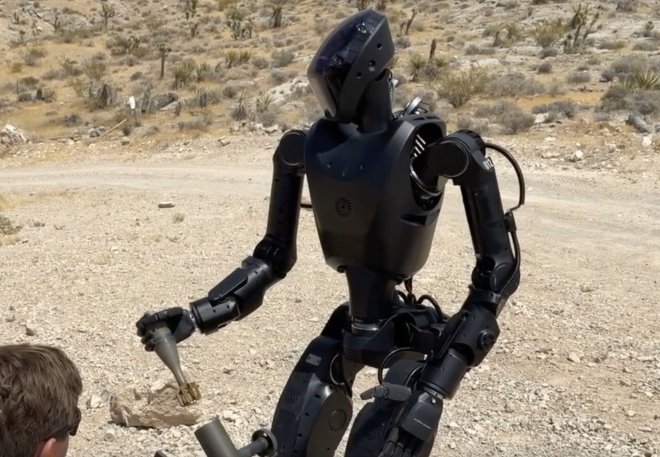 Americký humanoidní robot Phantom Mk1 vyvíjený i pro vojenské využití.