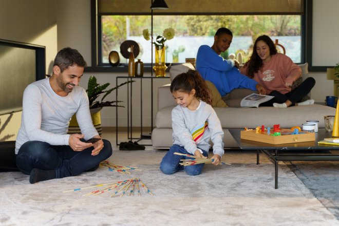 Somfy reaguje na růst chytrého bydlení: automatizované stínění nově s technologií Zigbee 3.0