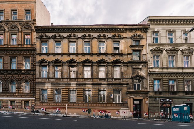 Fidurock koupil historické domy v Sokolské a promění je na nájemní bydlení.