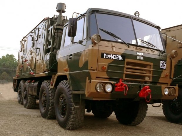 Tatra Trucks spojená s holdingem Czechoslovak Group (CSG) se vrací na Slovensko.