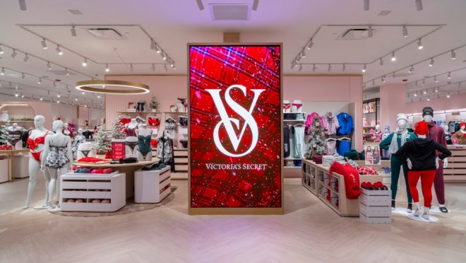 Victoria´s Secret chce být zase sexy. Nová podoba "obchodů budoucnosti"