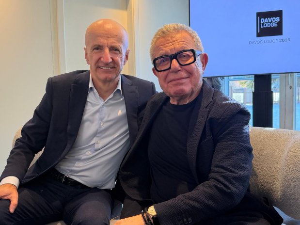 Developer Luděk Sekyra a světově uznávaný architekt Daniel Libeskind představili na mezinárodní scéně v rámci Světového ekonomického fóra (WEF) v Davosu rezidenční projekt Sekyra Flowers.