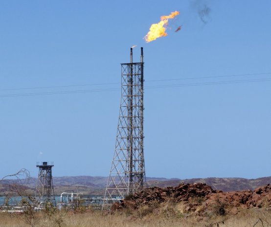 Měl být spásou před topnou sezonou, nyní LNG výrazně zdražuje kvůli problémům v Austrálii