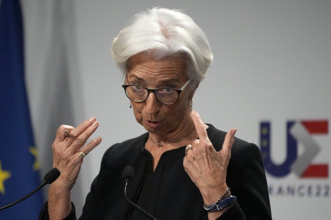 Evropská centrální banka se připravuje k velké revoluci po více než 10 letech. Na zasedání v červnu banka ukončí pravděpodobně svoje programy nákupu dluhopisů a otevře si prostor pro zvýšení sazeb o 25 bazických bodů v červenci. Prezidentka banky Christine Lagardeová pak připravila trh na dvoje zvýšení sazeb po sobě.