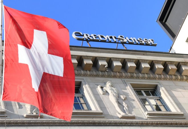 Zánik bankovního gigantu  Credit Suisse vyvolal otřesy na finančních trzích a zdá se, že zasadil i pořádnou ránu švýcarské pověsti stability a bezpečí.