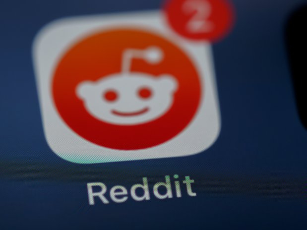Reddit, logo, ilustrační foto