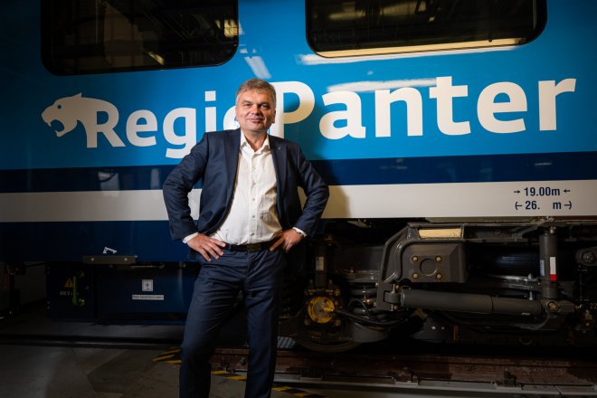 České „mozky na kolejích“ válcují světovou konkurenci. Tramvaj 52T je naše technologická vizitka, říká Ignačák ze Škody Group