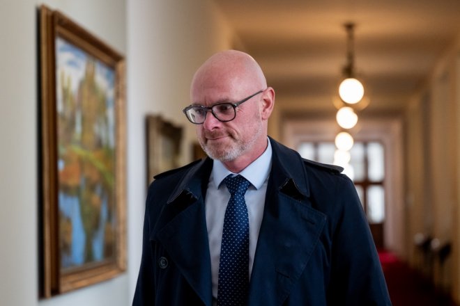 Dalibor Martínek: Mají dostat učitelé víc peněz? Za pár let se bude řešit, co s nimi. Nejsou děti