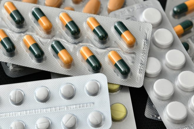 USA uvalí nová cla na léky z Evropy