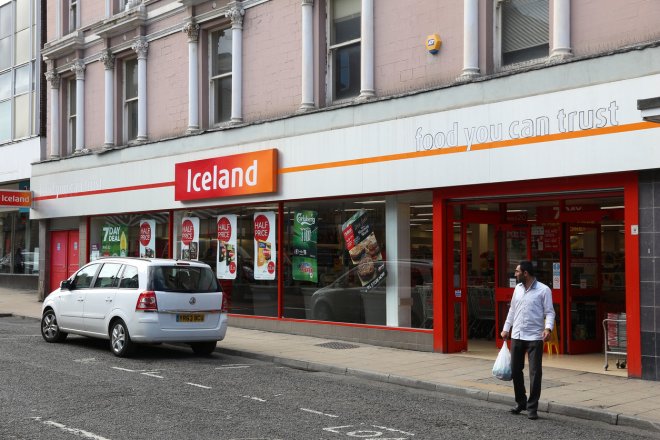 Iceland, supermarket v UK
