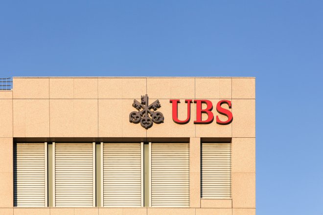 Norský státní fond se stal největším akcionářem švýcarské banky UBS