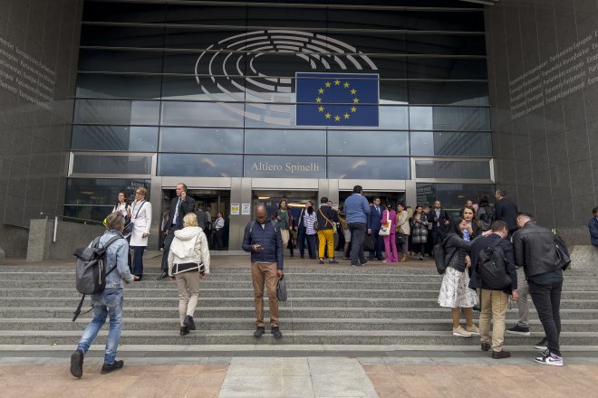EU přitvrdí na cizí investice. Nová pravidla vycházejí i z české praxe