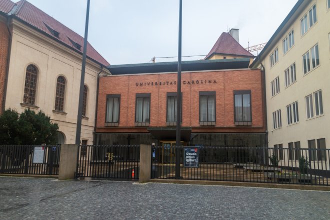Univerzita Karlova