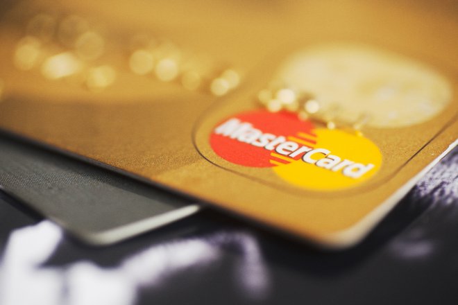 Co když tu na všechno ostatní nebude Mastercard? Britské banky se chtějí vymanit ze závislosti na USA