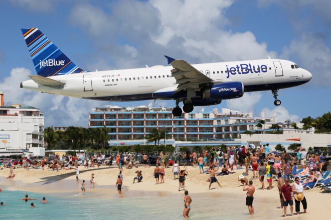 JetBlue koupí svého rivala Spirit