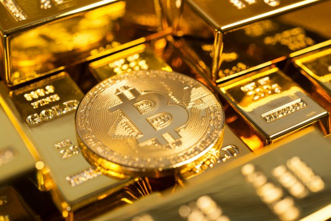 Bitcoin a zlato