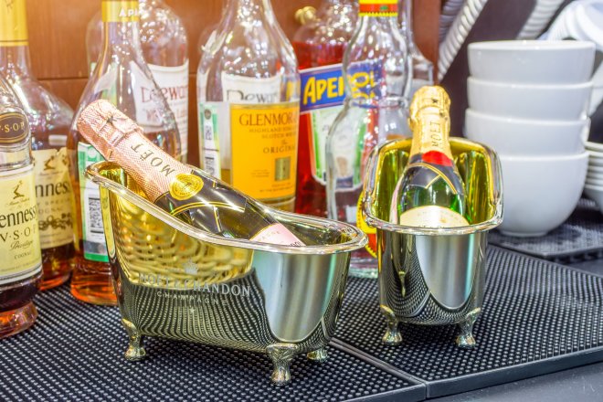 Evropští výrobci alkoholu slaví. Lihoviny zřejmě uniknou americkým clům