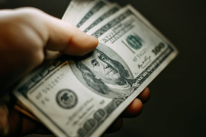Americký dolar