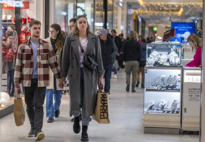 Spotřebitelé v Česku jsou nečekaně silně při chuti utrácet