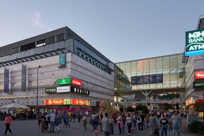 DRFG posiluje v Maďarsku, kupuje obchodní centrum Korzó v Nyíregyháze