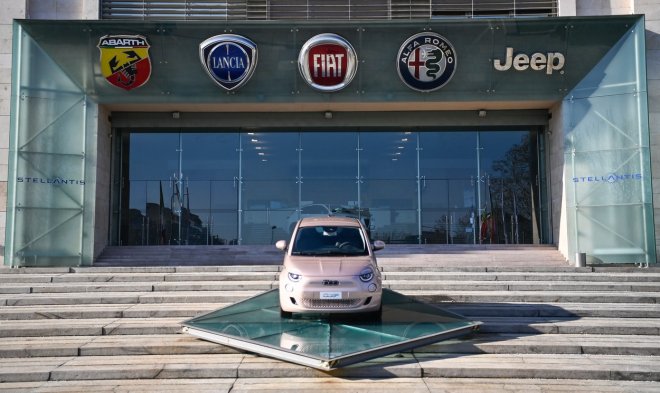 Sídlo automobilky Stellantis v Turíně.